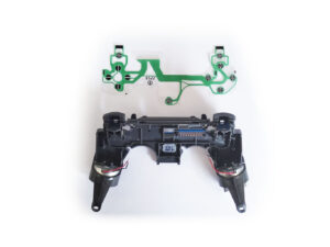 Baza DualShock 4 przed wymianą taśmy w